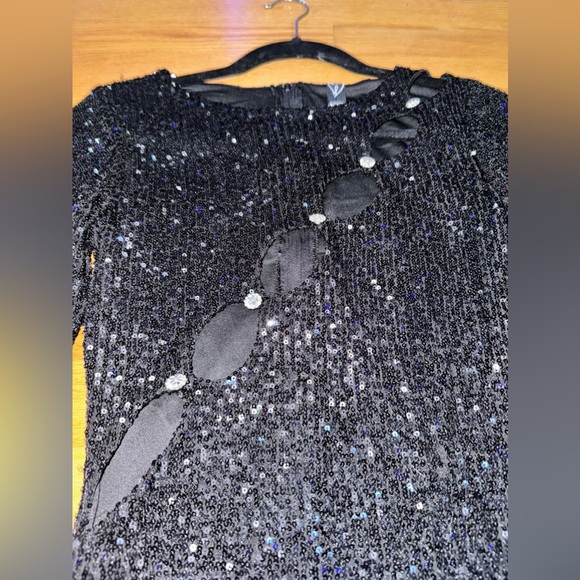 Windsor Women’s US Small Black Cut To Perfection Sequin Rhinestone Button Dress - Picture 4 of 11